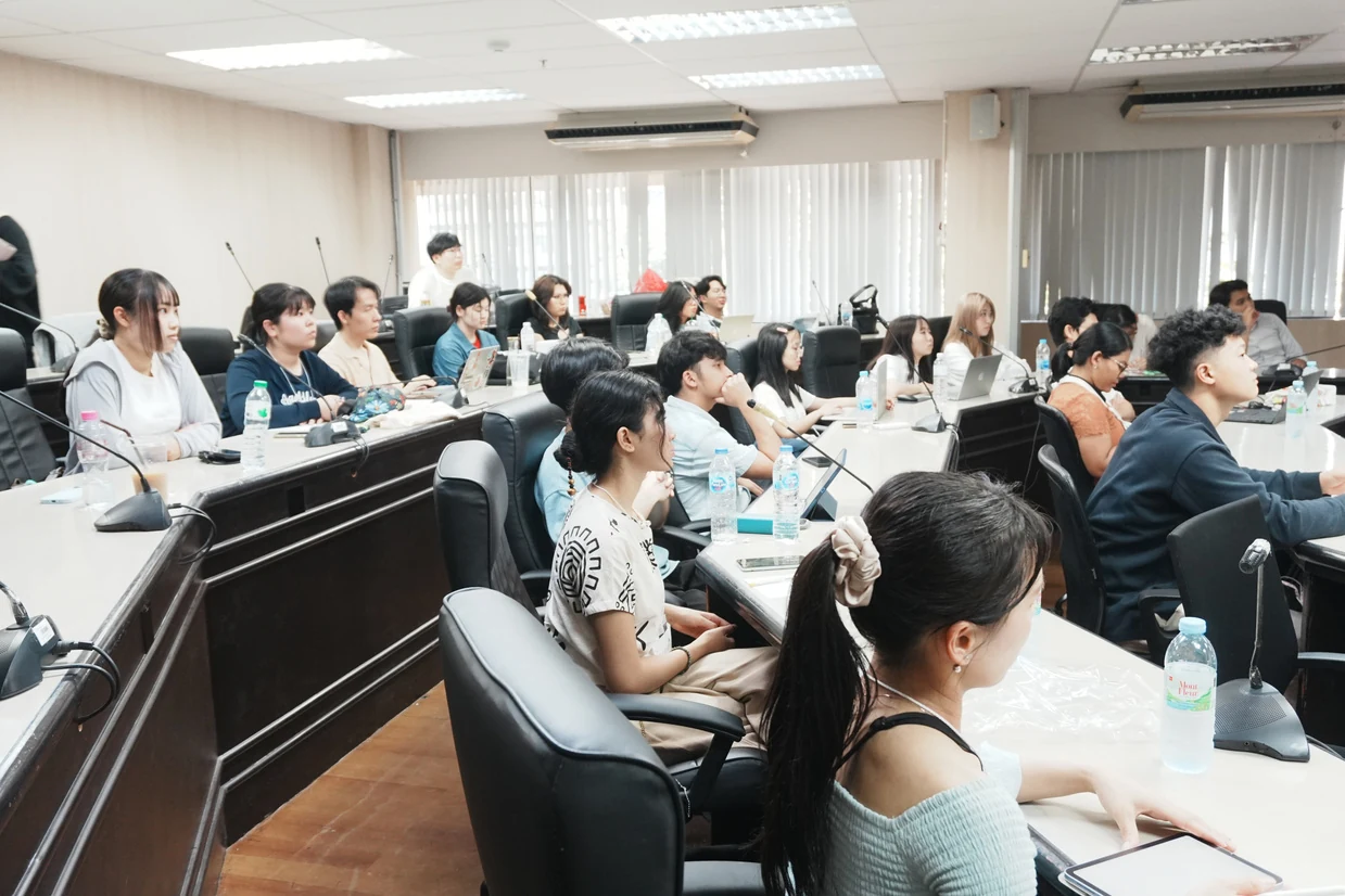 Public lectures and study sessions
